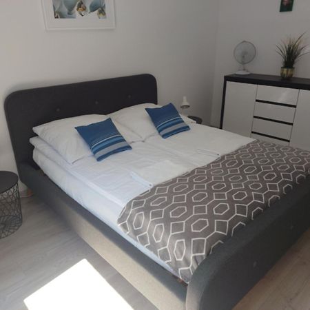 Mak Apartment Grobla - Free Parking - 3 Rooms Гданьск Экстерьер фото