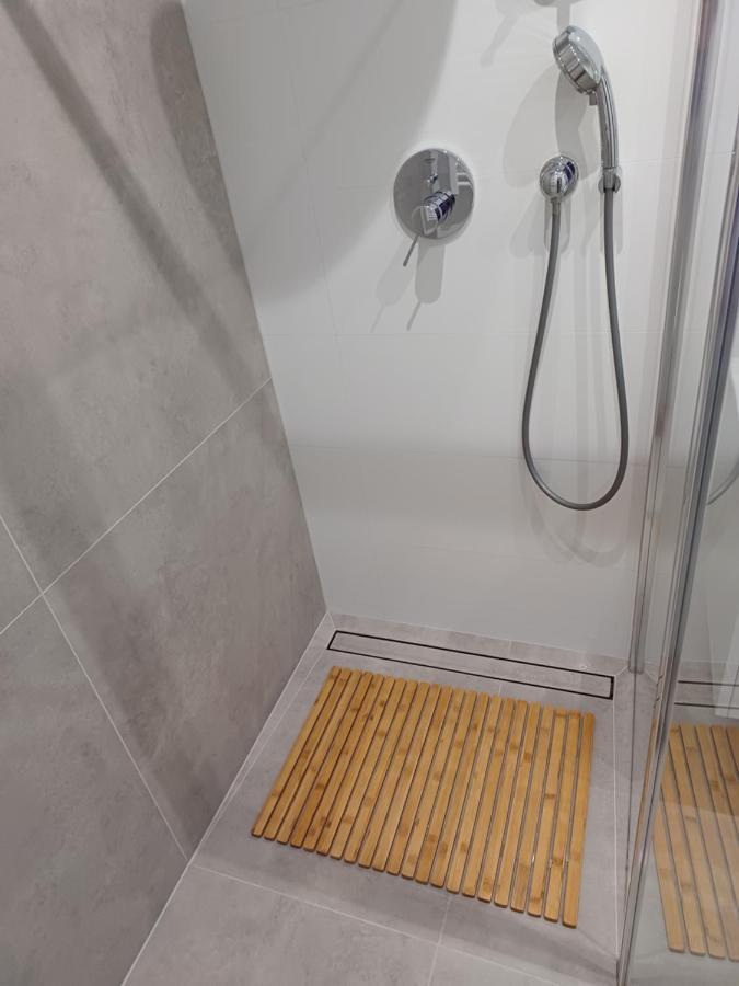 Mak Apartment Grobla - Free Parking - 3 Rooms Гданьск Экстерьер фото
